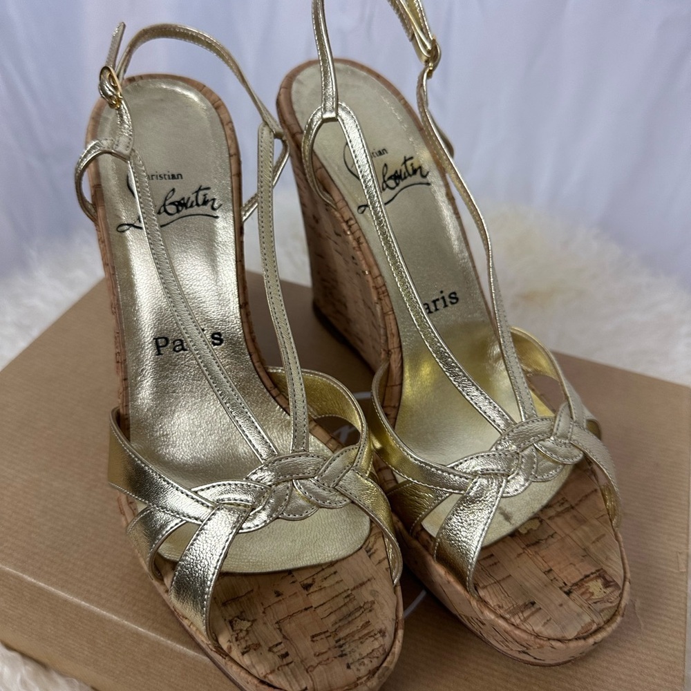 Christian Louboutin Lady Zeppa Gold Nappa Cork Wedge Sandals - Picture 3 of 9